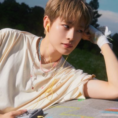 rhyszcart_'s profile picture. for 박지성 & 유우시
~ ꒰🛒꒱ for ☆ enha, svt, skz, nct ✯。*゚*✧ spark collector ~ 
sold = off comments | fan account