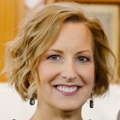 CarlaHop's profile picture. 