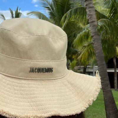 byffarah's profile picture. Enjoy the little things | Computer Engineering Student in @coc_qu_sa ꨄ