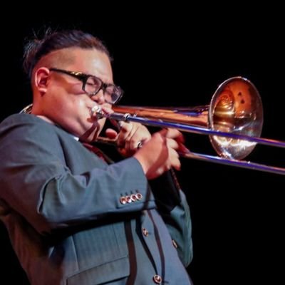 tor0mbone's profile picture. のそのそと。 とろんぼーん。