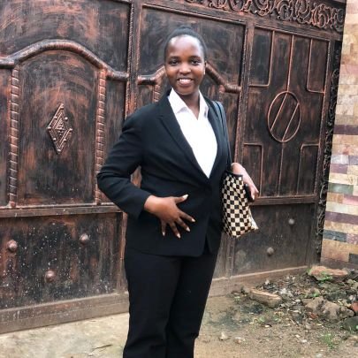Holistic Christian, passionate about literature, Law student. Redefining what it means to walk with Jesus. I love Phaneroo.