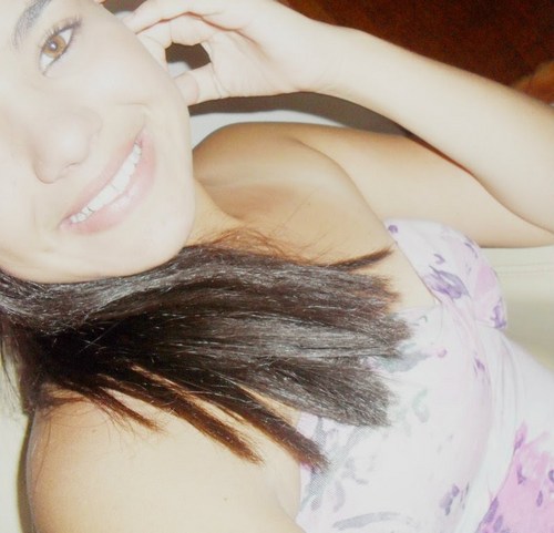 Se passo o dia, paro e escuto o vento e ainda não posso entender como o improvável insiste em acontecer se ando sempre no mesmo caminho ♪