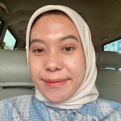 anatiapjl's profile picture. Manusia rumit.