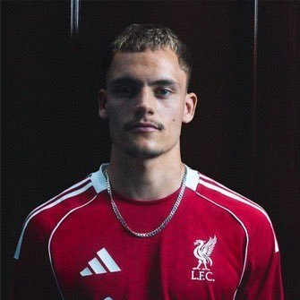 I hate fake people and I love sports.
lover of Liverpool