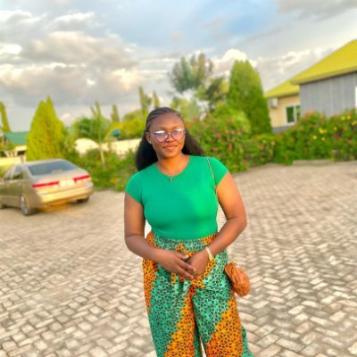 Community Development Advocate | ✍️ Writer | 🌍 Volunteer | 💄 Oriflame Beauty Partner | 🔥 Passionate about empowering youth & local enterprise | #WaGhana 🇬🇭