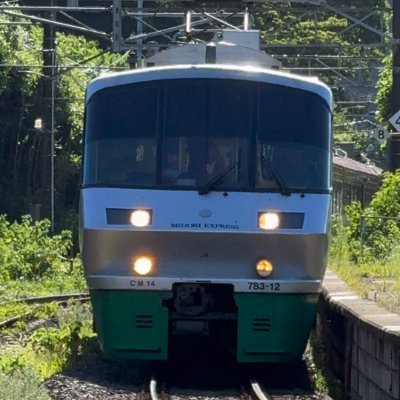 列車が好きな日常をシェア 🚃
鉄道風景や小さな駅の物語を記録します 📸
少しずつ集めている鉄道模型に癒される日々 🚂
同じ鉄道好きな仲間とつながれたら嬉しいです 🤍
#列車 #鉄道写真 #鉄道 #鉄道のある風景 #電車 #JR東日本 #コレクション