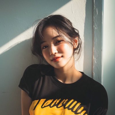 ameliehsu56's profile picture. 🔍 客制化外汇投资建议 📈 EA智能交易 & 手动实盘策略 💵 投资规划 × 收益优化 × 风控搭配 📚 分享投资心法＆市场趋势解析 🎀 热爱生活｜记录日常与旅途灵感