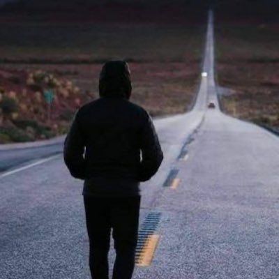 الحب نصيب... والفراق قرار.. و وجود شخص في حياتك نصيب و الاحتفاظ به قرار .. كلنا لا نملك النصيب و لكننا نملك القرار …. ✍️