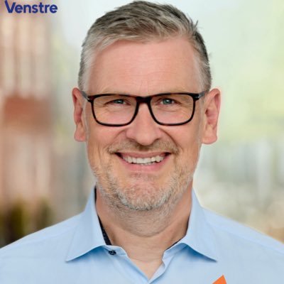 Strafferetsadvokat med møderet for Højesteret. Sejler. Veteran. Officer-R. Frihedsrettigheder. Gennemsigtighed. Kandidat KV25 for V