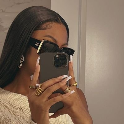 salmanouri063's profile picture. fashion designer obsessed with fashion and style👜💃