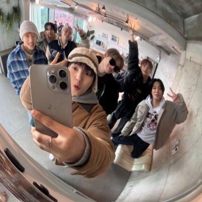 อยากจะขี่เมฆมาหาเลยครับบบบ👀 방탄소년단💜 태형 석진 엔티시 💚 마크 런쥔 제노 해찬 재민 천러 지성 7드림 트레저 💙 아사히 하루토