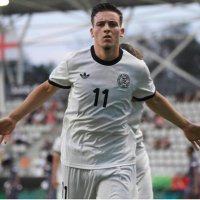 EffzehNiki (@niklasd76995358) 's Twitter Profile Photo EffzehNiki (@niklasd76995358) 's Twitter Profile Photo