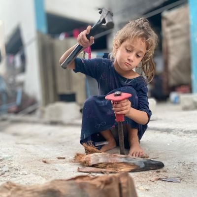 Reemhamad9696's profile picture. I am Reem from Gaza. From inside a small tent, I try my best every day to support my family and bring hope despite the hardship around us.