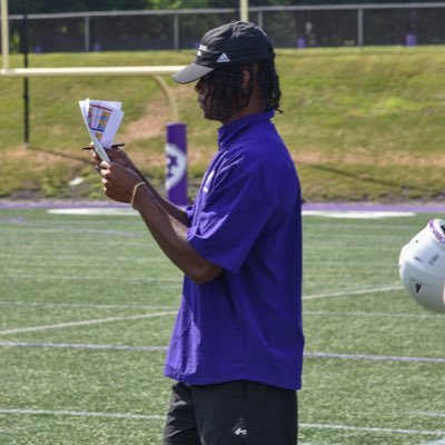 Special Teams QC & Assistant CBs Coach @hcrossfb | ✝️| 🇱🇷🇵🇭 | 🏈 |