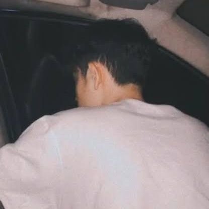 garis45752's profile picture. 