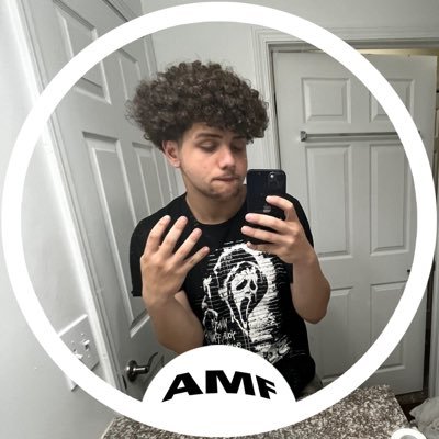 co-lead of @AMFclanpage | designer 🧑🎨 | content creator | Sponsored by @dubbyenergy and @poggersshop