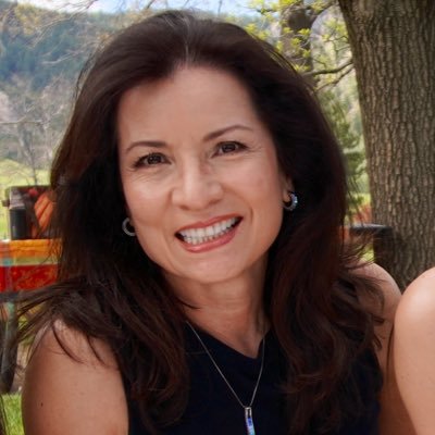 Christ-follower. Health-conscious. Mom, Mima, daughter, sister, encourager, writer, sometimes poet. ❤Jesus, family, laughter, singing, #poetry. Profile=Prolife