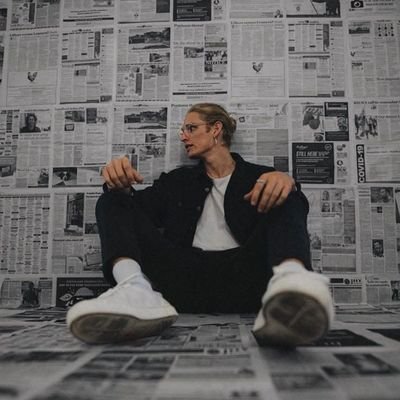 ZaneHarris27's profile picture. No yelling, just observations.