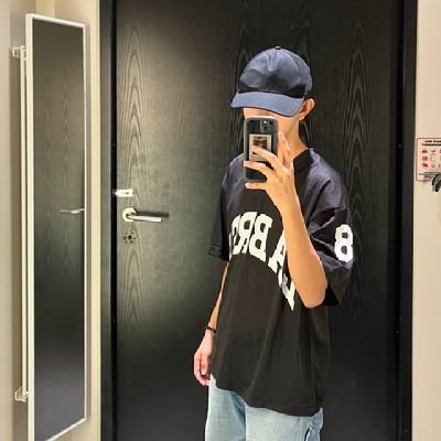 riboezo's profile picture. mengenang masa itu