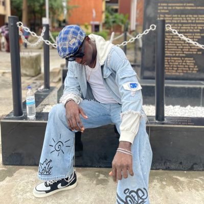 badman_khaleel's profile picture. Liverpool🛑||XO||Lakers 🏀|| @__plugservice