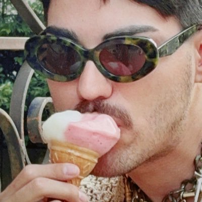 aDreamrM's profile picture. não tem nada de bom aqui, só reclamação