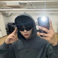 뭉뭉 (@mmong1201) 's Twitter Profile