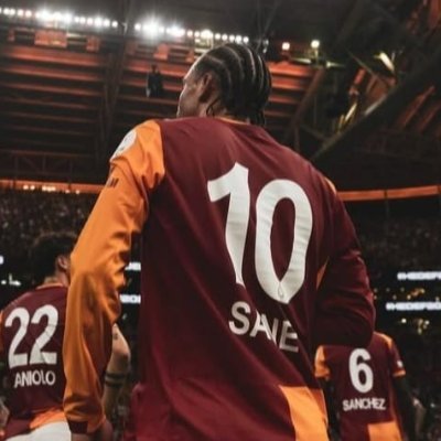 Sen misin seni sevdiğim o kavga, Sen o kavganın güzelliği misin yoksa 💛❤️ɢαlαтαѕαrαy¹⁹⁰⁵💛❤️ BEŞYILDIZLIOĞULLARI #Hedef26 🏆 #ATATÜRK 🇹🇷