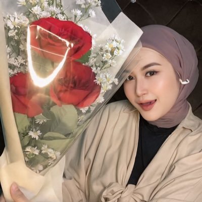 umayessss's profile picture. 