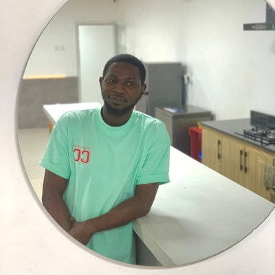 God is the Lifter of my head 🙏 DREAM TO OWN FARMs AND A RANCH. {FARM MANAGER 🌴| B.s RETAIL MANAGER 🛒 🛍️ | CANINE CONSULTANT 🐕 | AQUARIUM BUILDER| B.Ds.A🦚}