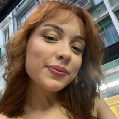 melissabsi_'s profile picture. taurina mãe de gato e swiftie (não exatamente nessa ordem)