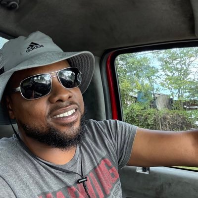 RIP BIG BRO 4 Eva! ❤️🕊 NO LAMAR JACKSON SLANDER ZONE...RIP RAVENS EM 4 Eva!! #RavensFlock #BeLikeEm I’m The guy at the end of the bar let me buy you a drink 🍻