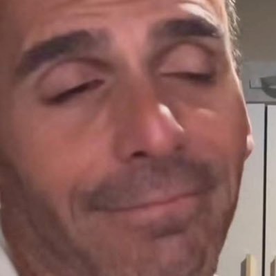 BbcBbc11in's profile picture. giant horse sized cock. 5’9 😝 11in and super girthy. swordthroat fetish 🥴🥵 straight male. mixed. looking for collab or a deep throat.🤔🫡 DM if serious.