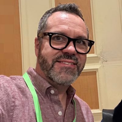 Podcaster, comms pro, author. @crimewriterson & @lawandorderpod Tweets are my own. https://t.co/DYGAnNTJ0U