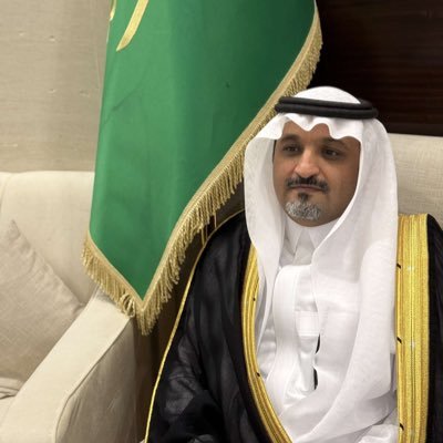 مهتم باسواق المال متداول على استراتيجية العرض والطلب حاصل على الشهادة العامة للتعامل في الاوراق المالية CME1