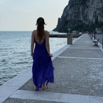 niloofarmp's profile picture. 