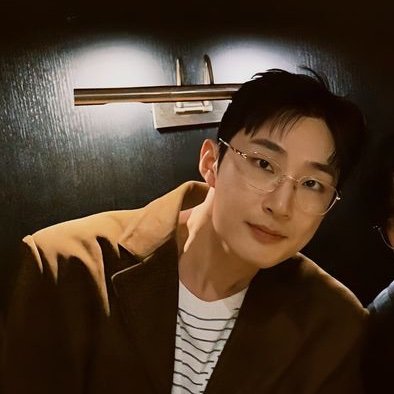 moody and occasionally impetuous | seongjin ambassador to all wh(c) ships | freshly appointed vp of eunjin (ha eungyeol x na baekjin) nation