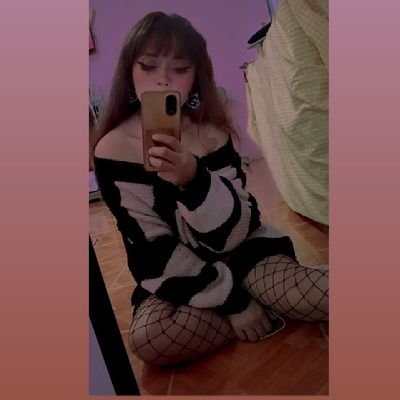 FsDania's profile picture. 1996. |Mad Fer It|  CATB • Oasis • The Drums • Blossoms • AM • NGHFB • Jake Bugg•