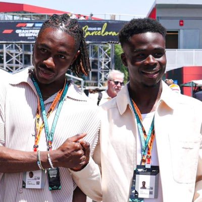 lozcore99's profile picture. Little bit jaded