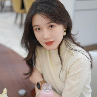💖 I am just a widow 🌸 and is Jewelry designer and clothing company shareholder