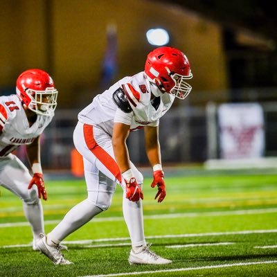 Lahainaluna Highschool || C/O 28 || 5’10 175 || OLB/RB || 3.4 GPA || stylezksa@gmail.com