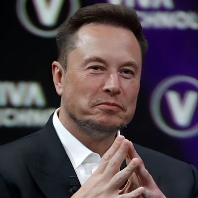 Entrepreneur Elon Reeve Musk the founder, CTO and CEO-SpaceX🚀 Tesla click on the link let's have a conversation 👇🏼👇🏼👇🏼