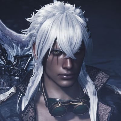 A 𝐒𝐓𝐑𝐀𝐍𝐆𝐄𝐑 born from a 𝐒𝐓𝐀𝐑 long since 𝐃𝐎𝐎𝐌𝐄𝐃 to it's fate would become another's greatest 𝐇𝐄𝐑𝐎.
Mun is 28/+9 RP XP/Multiship