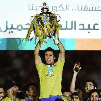 شعاري الاعتزاز بالدين ، الولاء للملك ، الانتماء للوطن ،،. لاعب المنتخب والنصر والشباب والقادسية والرائد والفيصلي.
