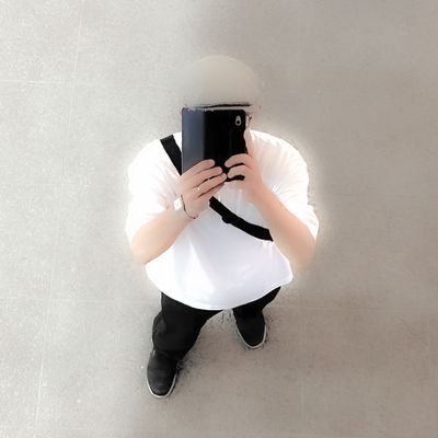 よっち♡ 今日はクリエイターズフリマ！ 沢山の方と写真が撮れて楽しかっ