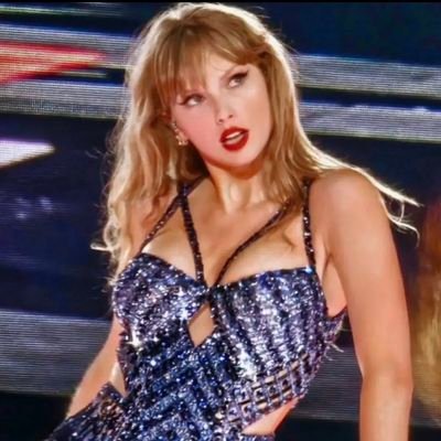 ~ Swiftie first, human second ~ ~ Eras tour Paris N4 ~