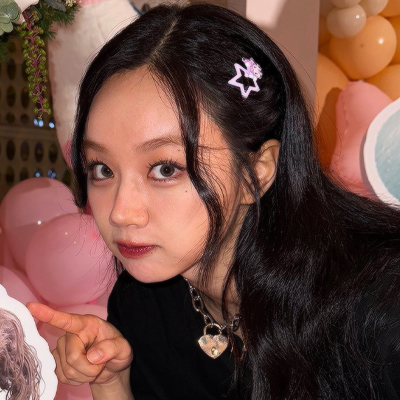 spidergomsz's profile picture. 𝑦𝑒𝑎ℎ, 𝑏𝑢𝑡 𝑠ℎ𝑎𝑘𝑒𝑠𝑝𝑒𝑎𝑟𝑒 ℎ𝑎𝑑 𝑛𝑜 𝑖𝑑𝑒𝑎 𝑤ℎ𝑎𝑡 𝑖𝑡 𝑤𝑎𝑠 𝑙𝑖𝑘𝑒 𝑡𝑜 𝑏𝑒 𝑚𝑒 (fan account) she/her
