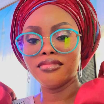 Esther Akinyemi | A lover of God | Irreplaceable Queen | Song Writer | Vocalist | Ọmọ Ìjọ Mímọ́