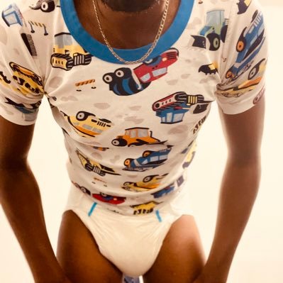 Looking for diaper boys to submit and train to do tasks and live the diapered life. SERIOUS inquiries only….send intro and pics for reply.