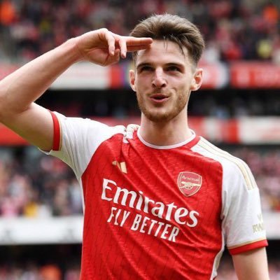 North London Forever @Arsenal 🔴 #YesCers @pacers