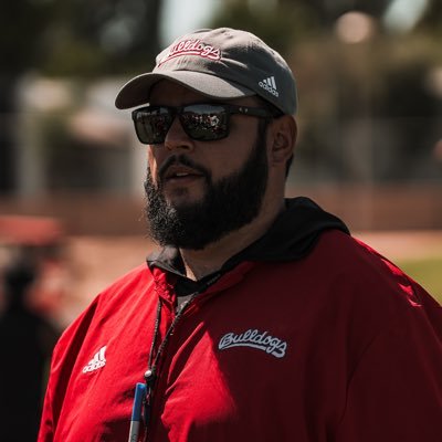 Assistant Offensive Line Coach | @FresnoStateFB 🐶